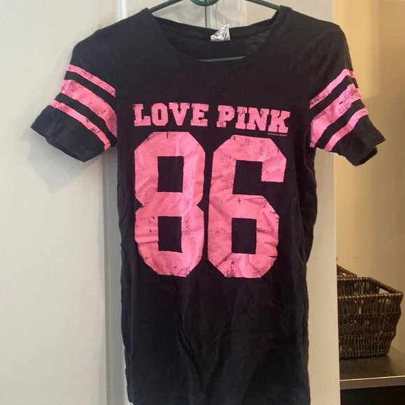 PINK Victoria's Secret Tops Victorias Secret Love Pink Short